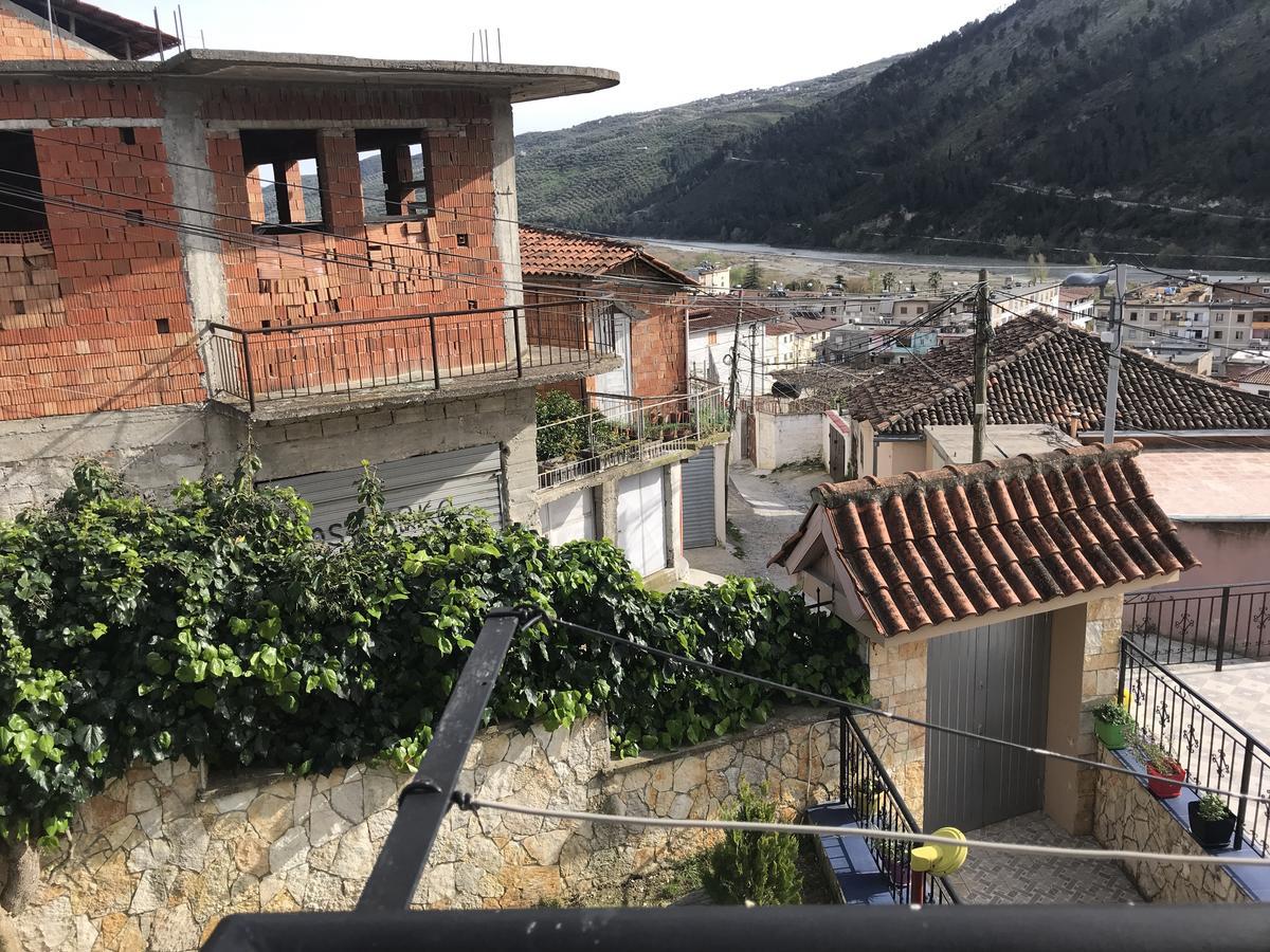 Guesthouse Bellavista Berati Exterior foto