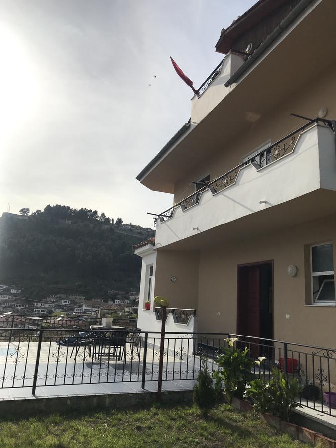 Guesthouse Bellavista Berati Exterior foto